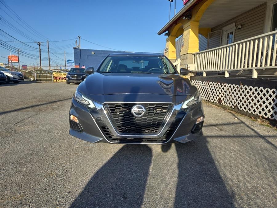 2022 Nissan Altima 2.5 SR Sedan, available for sale in Temple Hills, Maryland | Temple Hills Used Car. Temple Hills, Maryland 2022 Nissan Altima 2.5 SR Sedan, available for sale in Temple Hills, Maryland | Temple Hills Used Car. Temple Hills, Maryland