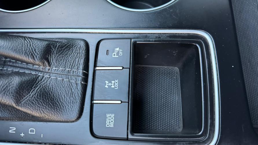 2017 Kia Sorento LX AWD, available for sale in Tustin, California | Carox LLC. Tustin, California 2017 Kia Sorento LX AWD, available for sale in Tustin, California | Carox LLC. Tustin, California