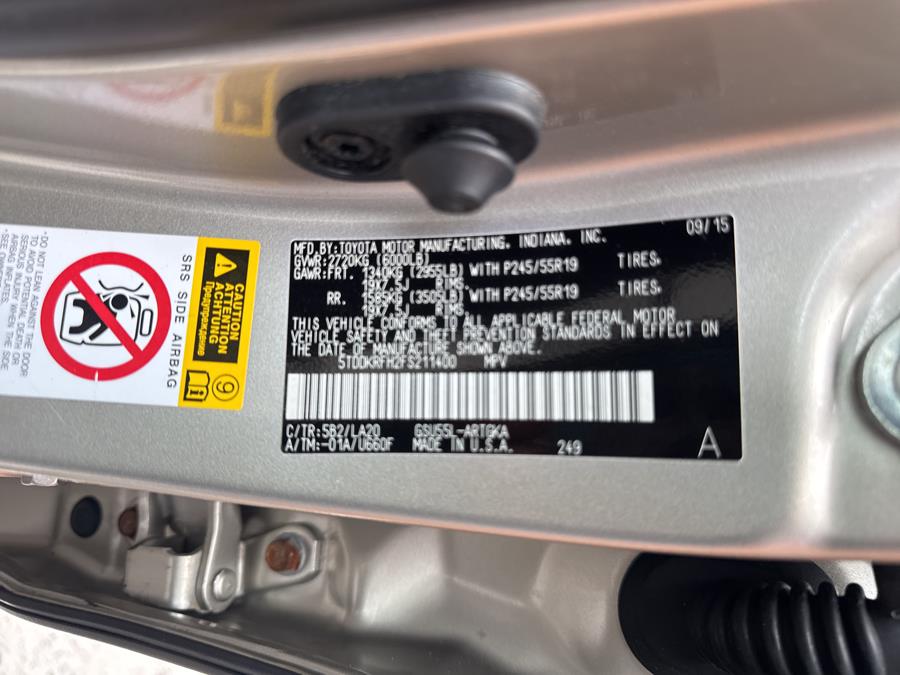 2015 Toyota Highlander AWD 4dr V6 Limited Platinum, available for sale in Waterbury, Connecticut | National Auto Brokers, Inc.. Waterbury, Connecticut 2015 Toyota Highlander AWD 4dr V6 Limited Platinum, available for sale in Waterbury, Connecticut | National Auto Brokers, Inc.. Waterbury, Connecticut