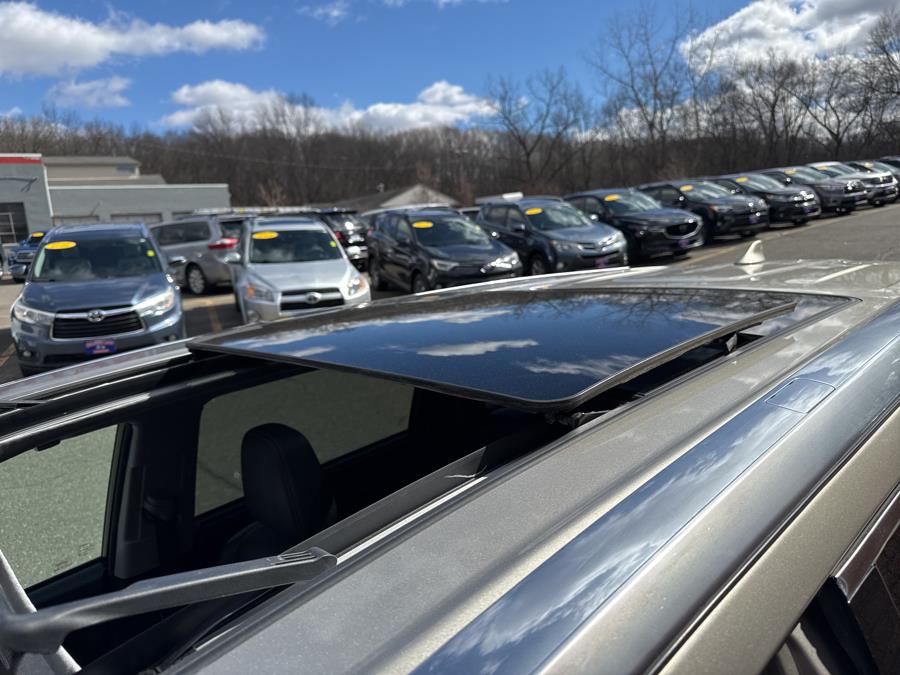 2015 Toyota Highlander AWD 4dr V6 Limited Platinum, available for sale in Waterbury, Connecticut | National Auto Brokers, Inc.. Waterbury, Connecticut 2015 Toyota Highlander AWD 4dr V6 Limited Platinum, available for sale in Waterbury, Connecticut | National Auto Brokers, Inc.. Waterbury, Connecticut