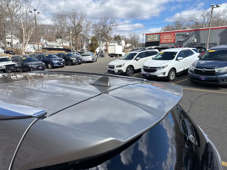2015 Toyota Highlander AWD 4dr V6 Limited Platinum, available for sale in Waterbury, Connecticut | National Auto Brokers, Inc.. Waterbury, Connecticut 2015 Toyota Highlander AWD 4dr V6 Limited Platinum, available for sale in Waterbury, Connecticut | National Auto Brokers, Inc.. Waterbury, Connecticut