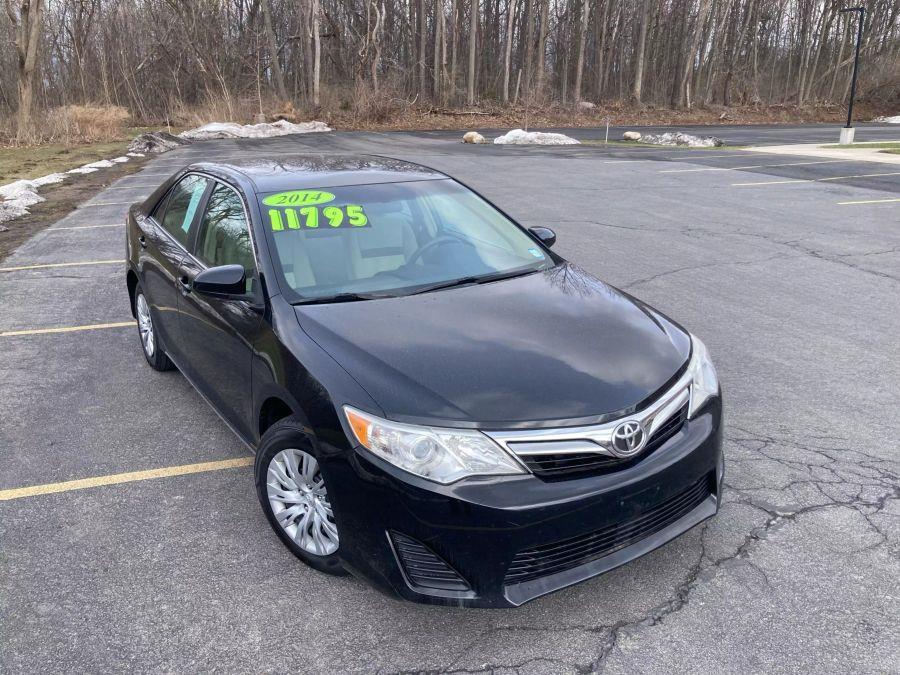2014 Toyota Camry LE Sedan 4D, available for sale in Wolcott, New York | Auto Hunter CNY. Wolcott, New York 2014 Toyota Camry LE Sedan 4D, available for sale in Wolcott, New York | Auto Hunter CNY. Wolcott, New York