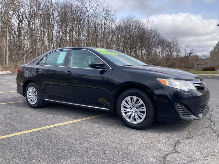 2014 Toyota Camry LE Sedan 4D, available for sale in Wolcott, New York | Auto Hunter CNY. Wolcott, New York 2014 Toyota Camry LE Sedan 4D, available for sale in Wolcott, New York | Auto Hunter CNY. Wolcott, New York