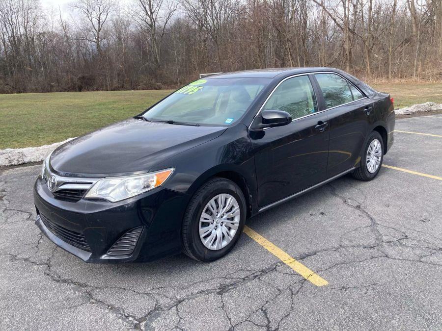 2014 Toyota Camry LE Sedan 4D, available for sale in Wolcott, New York | Auto Hunter CNY. Wolcott, New York 2014 Toyota Camry LE Sedan 4D, available for sale in Wolcott, New York | Auto Hunter CNY. Wolcott, New York