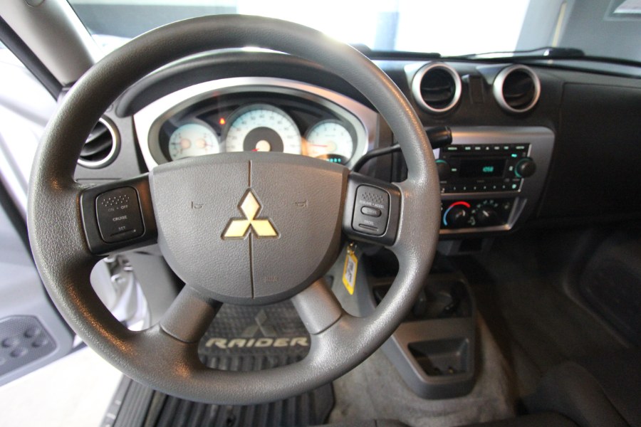 2007 Mitsubishi Raider 2WD Double Cab V8 Auto SE, available for sale in Garden Grove, California | U Save Auto Auction. Garden Grove, California 2007 Mitsubishi Raider 2WD Double Cab V8 Auto SE, available for sale in Garden Grove, California | U Save Auto Auction. Garden Grove, California