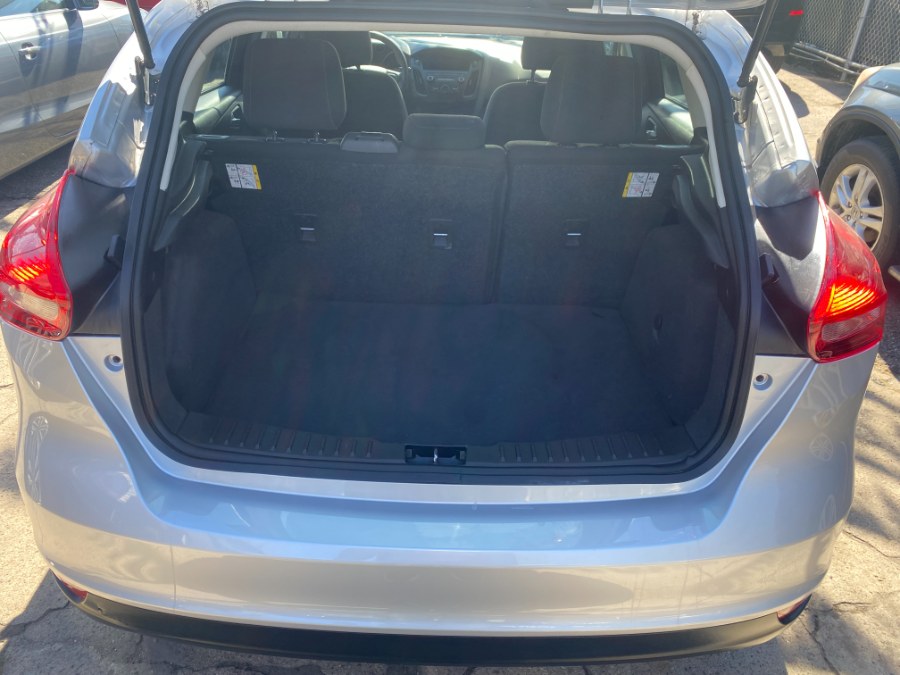 2018 Ford Focus SE Hatch, available for sale in Middle Village, New York | Middle Village Motors . Middle Village, New York 2018 Ford Focus SE Hatch, available for sale in Middle Village, New York | Middle Village Motors . Middle Village, New York