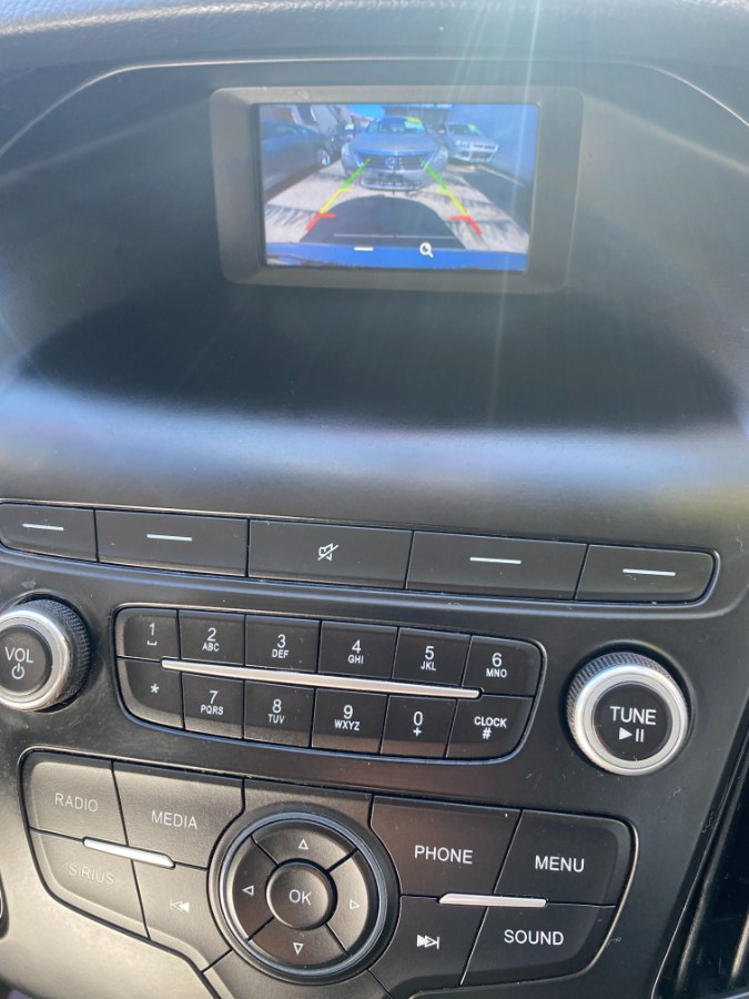 2018 Ford Focus SE Hatch, available for sale in Middle Village, New York | Middle Village Motors . Middle Village, New York 2018 Ford Focus SE Hatch, available for sale in Middle Village, New York | Middle Village Motors . Middle Village, New York
