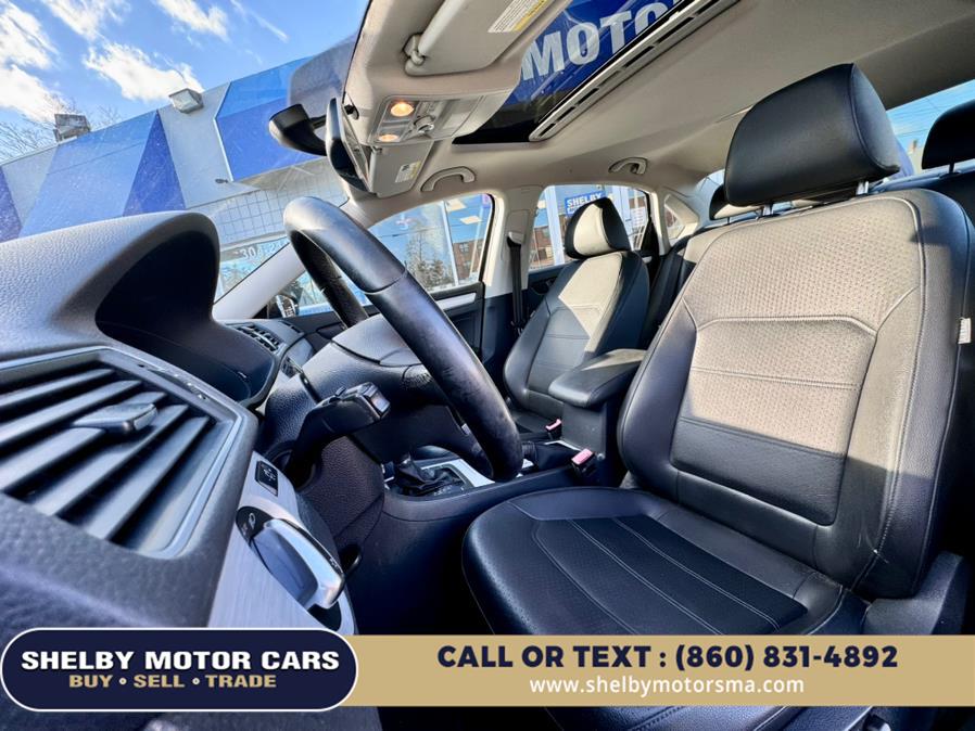 2012 Volkswagen Passat 4dr Sdn 2.5L Auto SE w/Sunroof & Nav PZEV, available for sale in Springfield, Massachusetts | Shelby Motor Cars. Springfield, Massachusetts 2012 Volkswagen Passat 4dr Sdn 2.5L Auto SE w/Sunroof & Nav PZEV, available for sale in Springfield, Massachusetts | Shelby Motor Cars. Springfield, Massachusetts