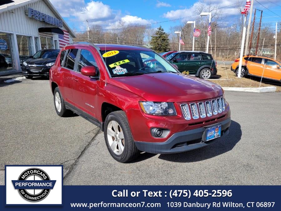 Used 2014 Jeep Compass in Wilton, Connecticut | Performance Motor Cars Of Connecticut LLC. Wilton, Connecticut