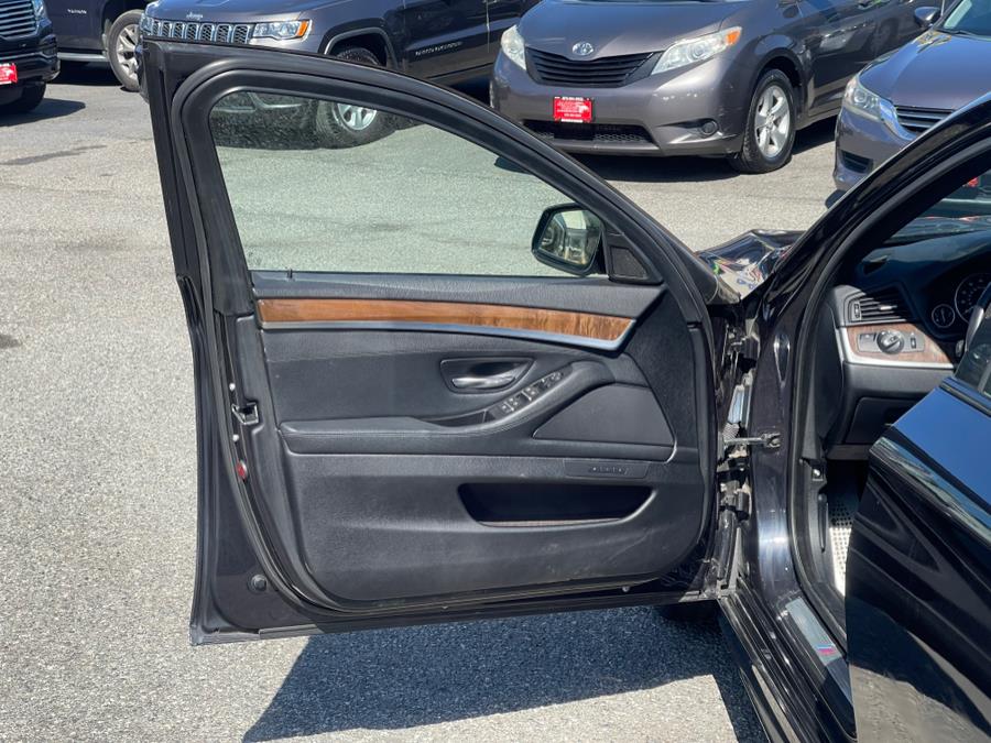 2012 BMW 5 Series 4dr Sdn 528i xDrive AWD, available for sale in Irvington , New Jersey | Auto Haus of Irvington Corp. Irvington , New Jersey 2012 BMW 5 Series 4dr Sdn 528i xDrive AWD, available for sale in Irvington , New Jersey | Auto Haus of Irvington Corp. Irvington , New Jersey