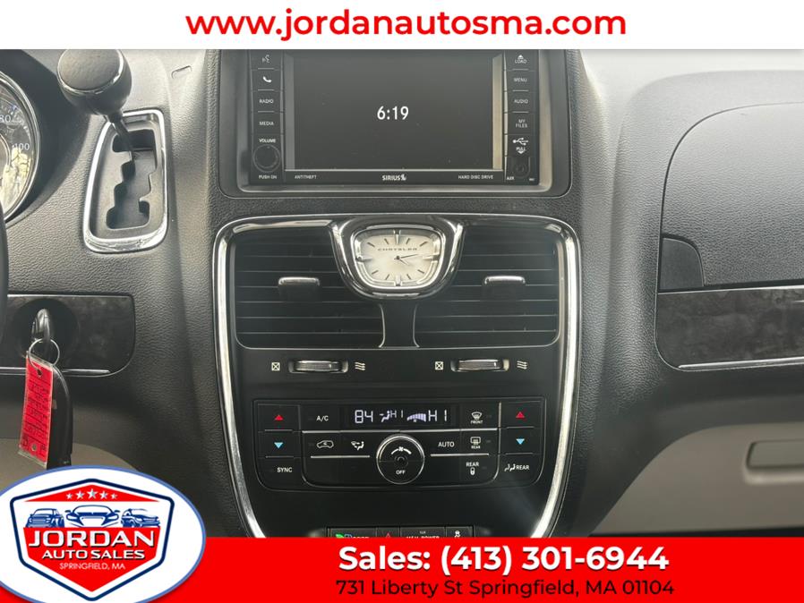 2013 Chrysler Town & Country 4dr Wgn Touring, available for sale in Springfield, Massachusetts | Jordan Auto Sales. Springfield, Massachusetts 2013 Chrysler Town & Country 4dr Wgn Touring, available for sale in Springfield, Massachusetts | Jordan Auto Sales. Springfield, Massachusetts
