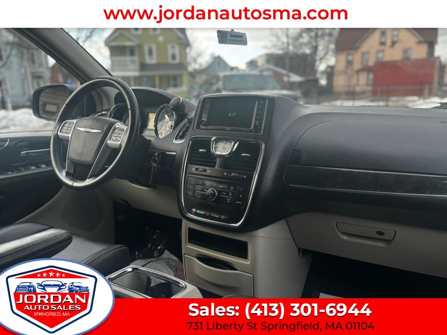 2013 Chrysler Town & Country 4dr Wgn Touring, available for sale in Springfield, Massachusetts | Jordan Auto Sales. Springfield, Massachusetts 2013 Chrysler Town & Country 4dr Wgn Touring, available for sale in Springfield, Massachusetts | Jordan Auto Sales. Springfield, Massachusetts