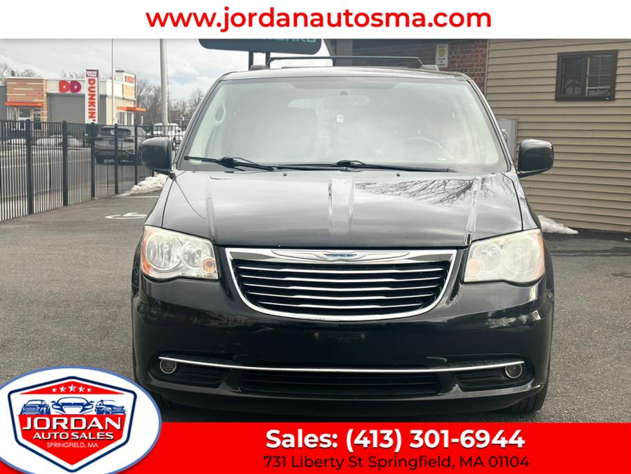 2013 Chrysler Town & Country 4dr Wgn Touring, available for sale in Springfield, Massachusetts | Jordan Auto Sales. Springfield, Massachusetts 2013 Chrysler Town & Country 4dr Wgn Touring, available for sale in Springfield, Massachusetts | Jordan Auto Sales. Springfield, Massachusetts