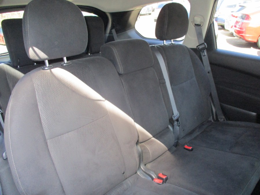2013 Nissan Pathfinder 4WD 4dr SV, available for sale in Meriden, Connecticut | Cos Central Auto. Meriden, Connecticut 2013 Nissan Pathfinder 4WD 4dr SV, available for sale in Meriden, Connecticut | Cos Central Auto. Meriden, Connecticut