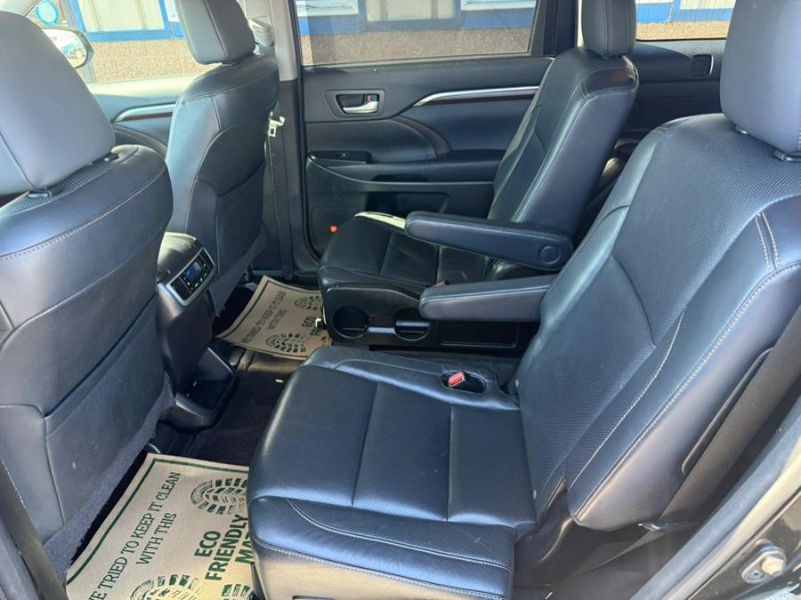 2015 Toyota Highlander AWD 4dr V6 Limited (Natl), available for sale in East Windsor, Connecticut | Century Auto And Truck. East Windsor, Connecticut 2015 Toyota Highlander AWD 4dr V6 Limited (Natl), available for sale in East Windsor, Connecticut | Century Auto And Truck. East Windsor, Connecticut