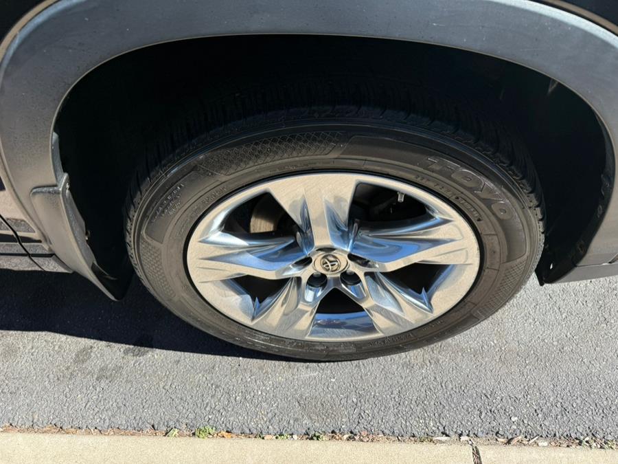 2015 Toyota Highlander AWD 4dr V6 Limited (Natl), available for sale in East Windsor, Connecticut | Century Auto And Truck. East Windsor, Connecticut 2015 Toyota Highlander AWD 4dr V6 Limited (Natl), available for sale in East Windsor, Connecticut | Century Auto And Truck. East Windsor, Connecticut