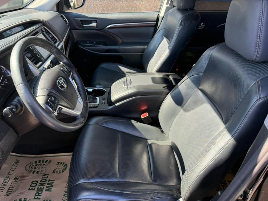 2015 Toyota Highlander AWD 4dr V6 Limited (Natl), available for sale in East Windsor, Connecticut | Century Auto And Truck. East Windsor, Connecticut 2015 Toyota Highlander AWD 4dr V6 Limited (Natl), available for sale in East Windsor, Connecticut | Century Auto And Truck. East Windsor, Connecticut