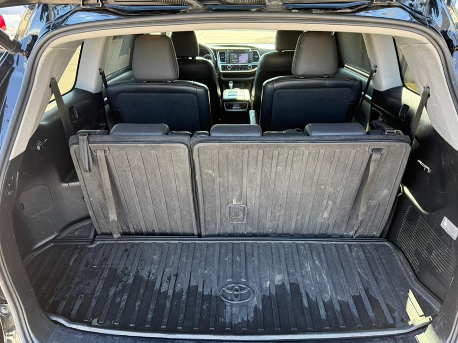 2015 Toyota Highlander AWD 4dr V6 Limited (Natl), available for sale in East Windsor, Connecticut | Century Auto And Truck. East Windsor, Connecticut 2015 Toyota Highlander AWD 4dr V6 Limited (Natl), available for sale in East Windsor, Connecticut | Century Auto And Truck. East Windsor, Connecticut
