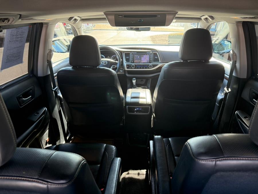 2015 Toyota Highlander AWD 4dr V6 Limited (Natl), available for sale in East Windsor, Connecticut | Century Auto And Truck. East Windsor, Connecticut 2015 Toyota Highlander AWD 4dr V6 Limited (Natl), available for sale in East Windsor, Connecticut | Century Auto And Truck. East Windsor, Connecticut