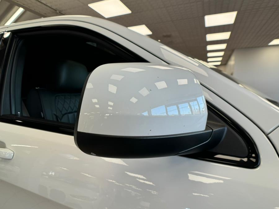 2022 Jeep Grand Cherokee WK Laredo X 4x4, available for sale in Massapequa Park, New York | Power Motors East. Massapequa Park, New York 2022 Jeep Grand Cherokee WK Laredo X 4x4, available for sale in Massapequa Park, New York | Power Motors East. Massapequa Park, New York