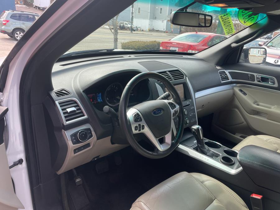 2013 Ford Explorer FWD 4dr XLT, available for sale in Worcester, Massachusetts | Worcester Auto Outlet LLC. Worcester, Massachusetts 2013 Ford Explorer FWD 4dr XLT, available for sale in Worcester, Massachusetts | Worcester Auto Outlet LLC. Worcester, Massachusetts