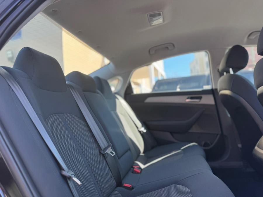 2019 Hyundai Sonata SE 2.4L, available for sale in Irvington, New Jersey | RT 603 Auto Mall. Irvington, New Jersey 2019 Hyundai Sonata SE 2.4L, available for sale in Irvington, New Jersey | RT 603 Auto Mall. Irvington, New Jersey