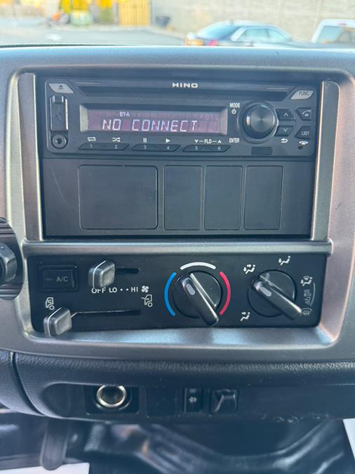 2020 Hino 268A 26FT SMYRNA BOX/MAXON LIFTGATE NON CDL, available for sale in Paterson, New Jersey | Speedway Commercial Motors LLC. Paterson, New Jersey 2020 Hino 268A 26FT SMYRNA BOX/MAXON LIFTGATE NON CDL, available for sale in Paterson, New Jersey | Speedway Commercial Motors LLC. Paterson, New Jersey