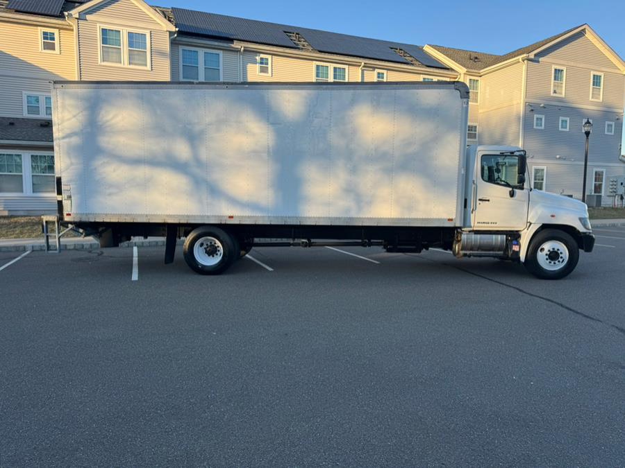 2020 Hino 268A 26FT SMYRNA BOX/MAXON LIFTGATE NON CDL, available for sale in Paterson, New Jersey | Speedway Commercial Motors LLC. Paterson, New Jersey 2020 Hino 268A 26FT SMYRNA BOX/MAXON LIFTGATE NON CDL, available for sale in Paterson, New Jersey | Speedway Commercial Motors LLC. Paterson, New Jersey