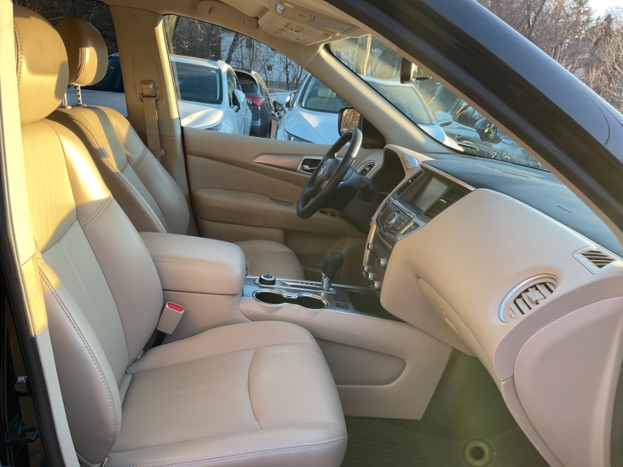 2019 Nissan Pathfinder 4x4 SV, available for sale in Waterbury, Connecticut | Jim Juliani Motors. Waterbury, Connecticut 2019 Nissan Pathfinder 4x4 SV, available for sale in Waterbury, Connecticut | Jim Juliani Motors. Waterbury, Connecticut