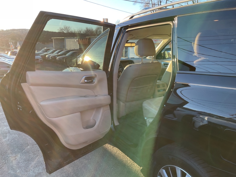 2019 Nissan Pathfinder 4x4 SV, available for sale in Waterbury, Connecticut | Jim Juliani Motors. Waterbury, Connecticut 2019 Nissan Pathfinder 4x4 SV, available for sale in Waterbury, Connecticut | Jim Juliani Motors. Waterbury, Connecticut