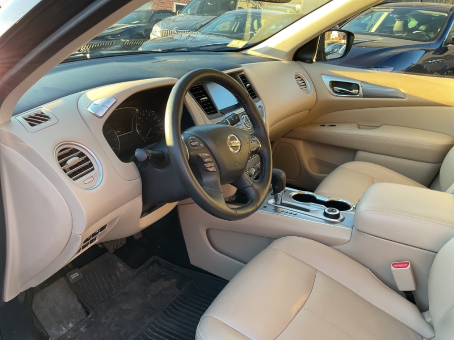 2019 Nissan Pathfinder 4x4 SV, available for sale in Waterbury, Connecticut | Jim Juliani Motors. Waterbury, Connecticut 2019 Nissan Pathfinder 4x4 SV, available for sale in Waterbury, Connecticut | Jim Juliani Motors. Waterbury, Connecticut