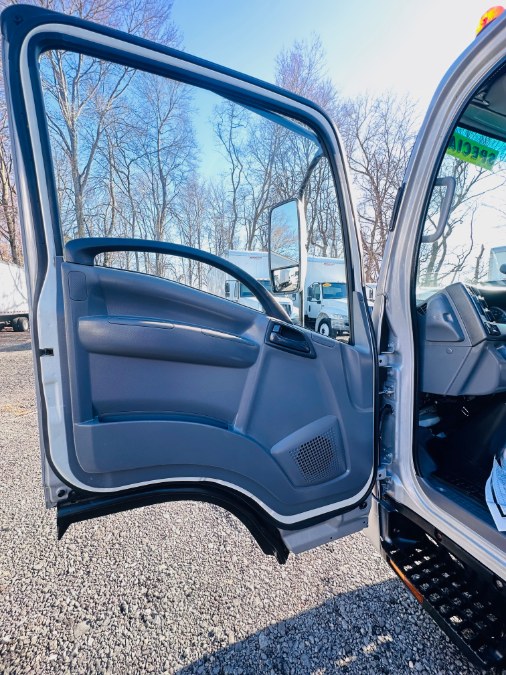 2016 Isuzu NRR 3 BAY HACKNEY BEVERAGE BODY + 19000LB GVW + NO CDL, available for sale in South Amboy, New Jersey | NJ Truck Spot. South Amboy, New Jersey 2016 Isuzu NRR 3 BAY HACKNEY BEVERAGE BODY + 19000LB GVW + NO CDL, available for sale in South Amboy, New Jersey | NJ Truck Spot. South Amboy, New Jersey