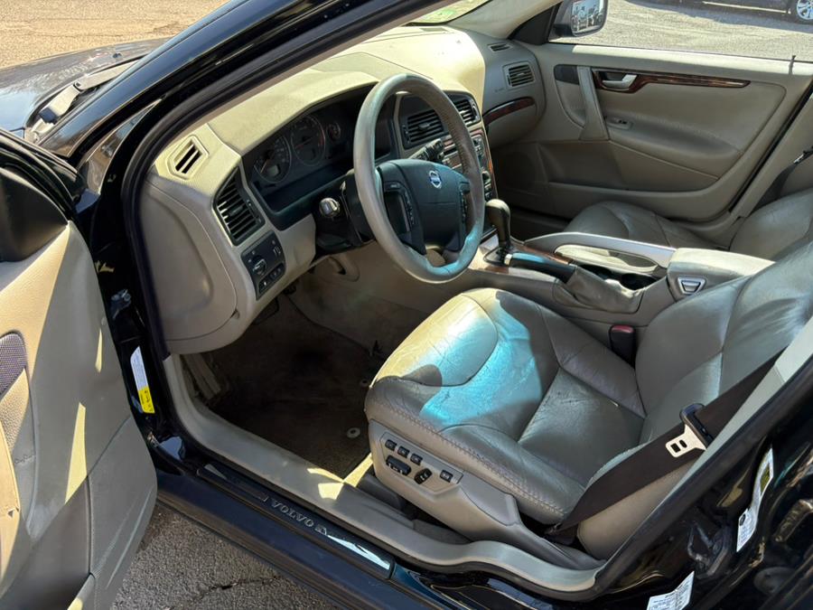 2006 Volvo XC70 2.5L Turbo AWD w/Sunroof, available for sale in East Windsor, Connecticut | CT Car Co LLC. East Windsor, Connecticut 2006 Volvo XC70 2.5L Turbo AWD w/Sunroof, available for sale in East Windsor, Connecticut | CT Car Co LLC. East Windsor, Connecticut