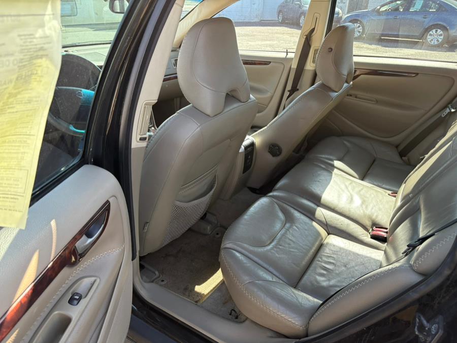 2006 Volvo XC70 2.5L Turbo AWD w/Sunroof, available for sale in East Windsor, Connecticut | CT Car Co LLC. East Windsor, Connecticut 2006 Volvo XC70 2.5L Turbo AWD w/Sunroof, available for sale in East Windsor, Connecticut | CT Car Co LLC. East Windsor, Connecticut