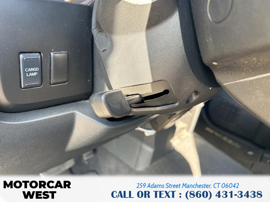 2008 Nissan Titan 4WD Crew Cab SWB SE, available for sale in Manchester, Connecticut | Motorcar West. Manchester, Connecticut 2008 Nissan Titan 4WD Crew Cab SWB SE, available for sale in Manchester, Connecticut | Motorcar West. Manchester, Connecticut