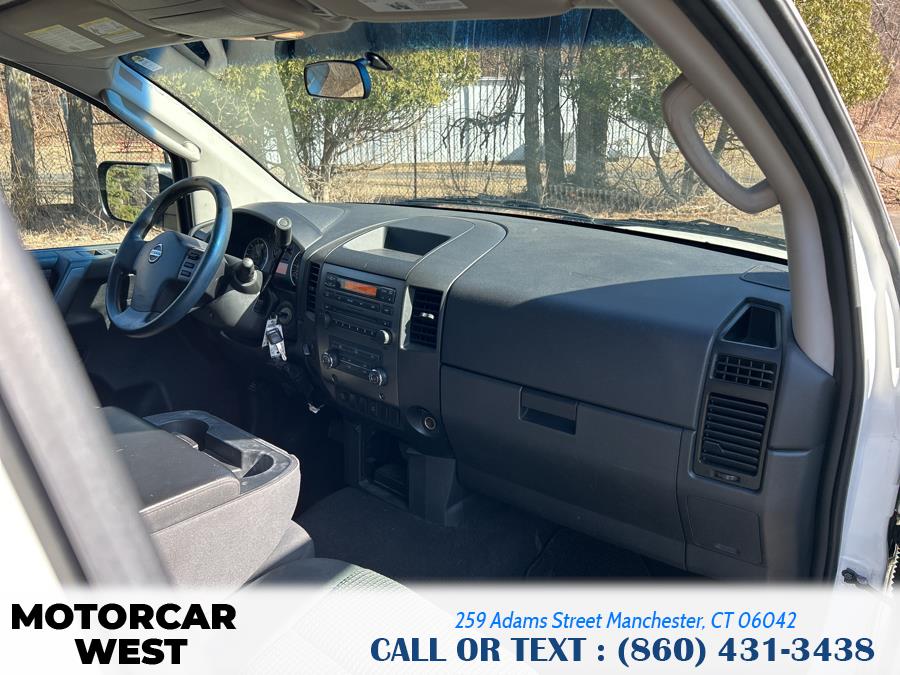2008 Nissan Titan 4WD Crew Cab SWB SE, available for sale in Manchester, Connecticut | Motorcar West. Manchester, Connecticut 2008 Nissan Titan 4WD Crew Cab SWB SE, available for sale in Manchester, Connecticut | Motorcar West. Manchester, Connecticut