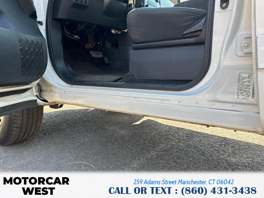 2008 Nissan Titan 4WD Crew Cab SWB SE, available for sale in Manchester, Connecticut | Motorcar West. Manchester, Connecticut 2008 Nissan Titan 4WD Crew Cab SWB SE, available for sale in Manchester, Connecticut | Motorcar West. Manchester, Connecticut