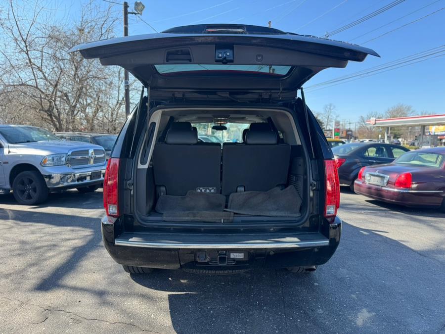 2011 Cadillac Escalade AWD 4dr Luxury, available for sale in BURLINGTON, New Jersey | Tri States Auto Group. BURLINGTON, New Jersey 2011 Cadillac Escalade AWD 4dr Luxury, available for sale in BURLINGTON, New Jersey | Tri States Auto Group. BURLINGTON, New Jersey
