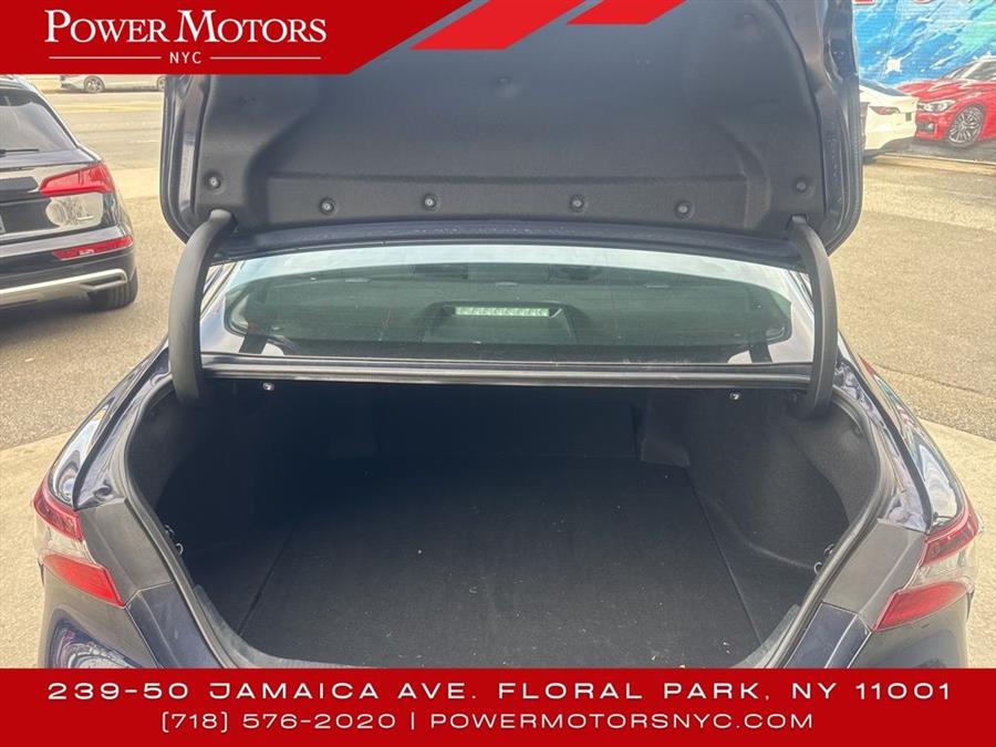 2022 Toyota Camry SE, available for sale in Floral Park, New York | Shop Auto NY. Floral Park, New York 2022 Toyota Camry SE, available for sale in Floral Park, New York | Shop Auto NY. Floral Park, New York