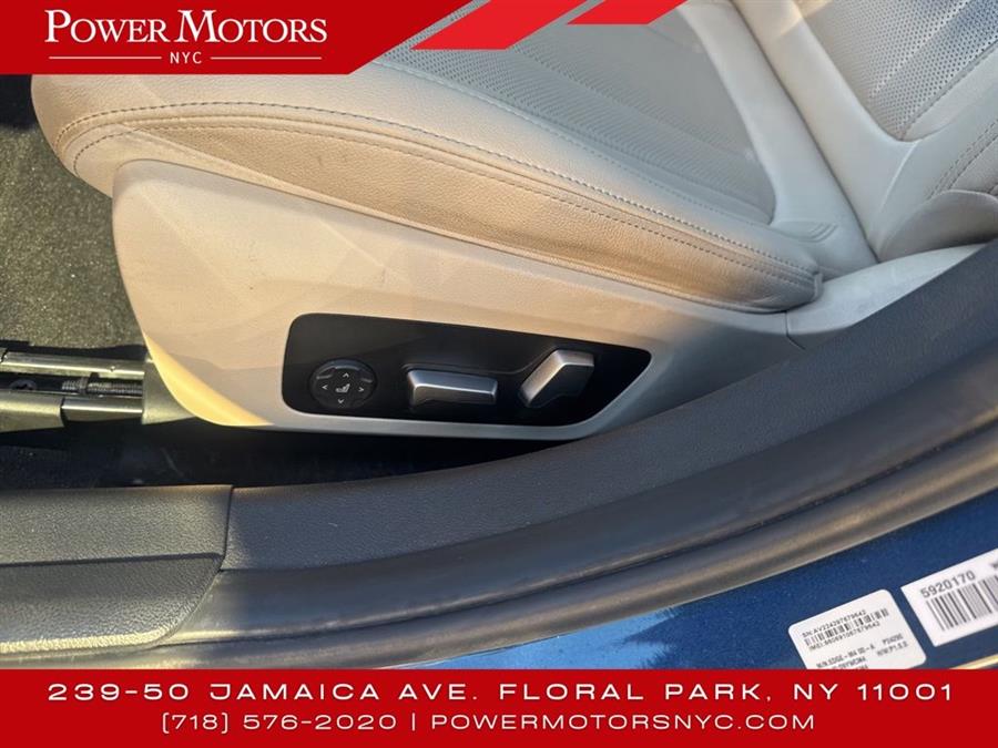 2022 BMW 3 Series 330i xDrive, available for sale in Floral Park, New York | Shop Auto NY. Floral Park, New York 2022 BMW 3 Series 330i xDrive, available for sale in Floral Park, New York | Shop Auto NY. Floral Park, New York