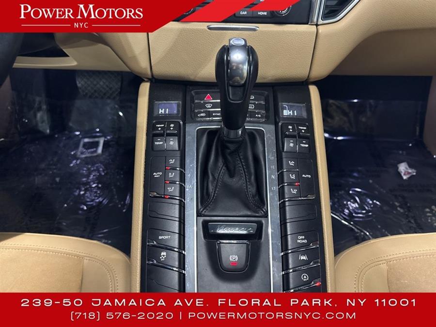 2018 Porsche Macan Base, available for sale in Floral Park, New York | Shop Auto NY. Floral Park, New York 2018 Porsche Macan Base, available for sale in Floral Park, New York | Shop Auto NY. Floral Park, New York
