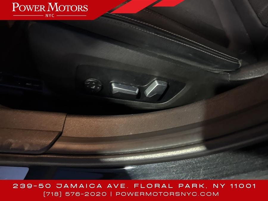 2022 BMW 3 Series 330i xDrive, available for sale in Floral Park, New York | Shop Auto NY. Floral Park, New York 2022 BMW 3 Series 330i xDrive, available for sale in Floral Park, New York | Shop Auto NY. Floral Park, New York