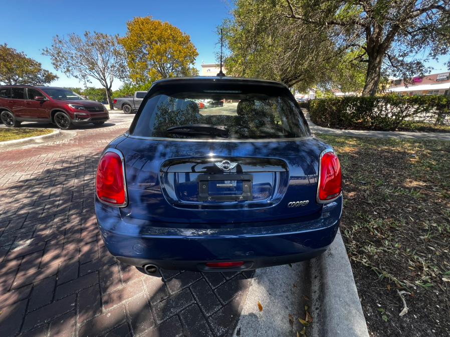 2016 MINI Cooper Hardtop 4 Door 4dr HB, available for sale in Hialeah, Florida | The Palm Motors LLC. Hialeah, Florida 2016 MINI Cooper Hardtop 4 Door 4dr HB, available for sale in Hialeah, Florida | The Palm Motors LLC. Hialeah, Florida