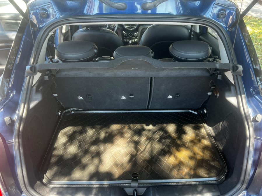 2016 MINI Cooper Hardtop 4 Door 4dr HB, available for sale in Hialeah, Florida | The Palm Motors LLC. Hialeah, Florida 2016 MINI Cooper Hardtop 4 Door 4dr HB, available for sale in Hialeah, Florida | The Palm Motors LLC. Hialeah, Florida