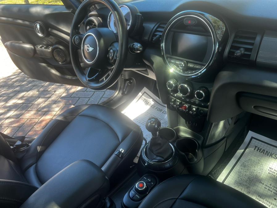 2016 MINI Cooper Hardtop 4 Door 4dr HB, available for sale in Hialeah, Florida | The Palm Motors LLC. Hialeah, Florida 2016 MINI Cooper Hardtop 4 Door 4dr HB, available for sale in Hialeah, Florida | The Palm Motors LLC. Hialeah, Florida