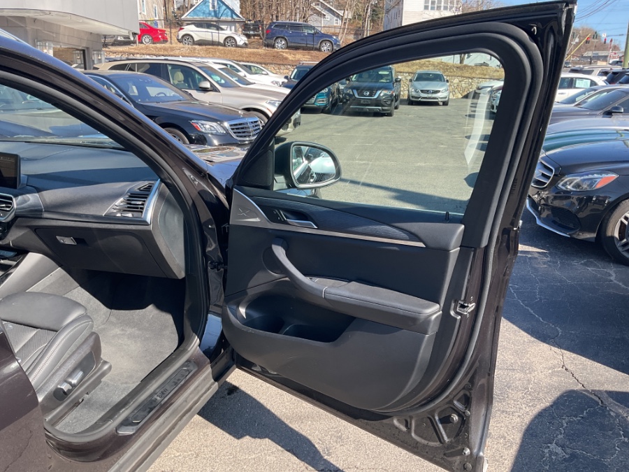 2022 BMW X3 xDrive30i Sports Activity Vehicle, available for sale in Waterbury, Connecticut | Jim Juliani Motors. Waterbury, Connecticut 2022 BMW X3 xDrive30i Sports Activity Vehicle, available for sale in Waterbury, Connecticut | Jim Juliani Motors. Waterbury, Connecticut