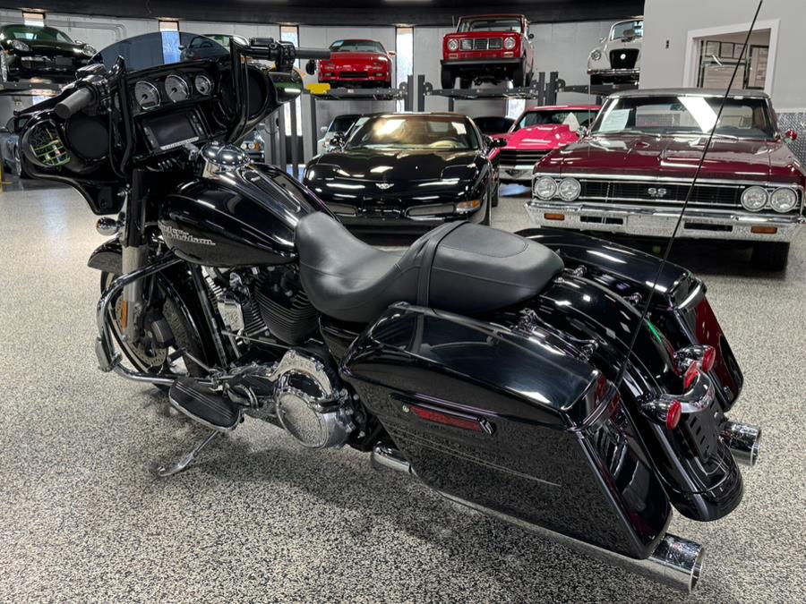 2016 Harley Davidson FLHXS ST Screaming Eagle, available for sale in Oxford, Connecticut | Buonauto Enterprises. Oxford, Connecticut 2016 Harley Davidson FLHXS ST Screaming Eagle, available for sale in Oxford, Connecticut | Buonauto Enterprises. Oxford, Connecticut