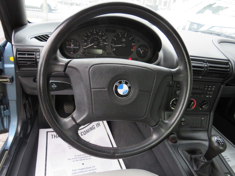 1998 BMW 3 Series Z3 2dr Roadster 1.9L, available for sale in Middle Village, New York | Road Masters II INC. Middle Village, New York 1998 BMW 3 Series Z3 2dr Roadster 1.9L, available for sale in Middle Village, New York | Road Masters II INC. Middle Village, New York