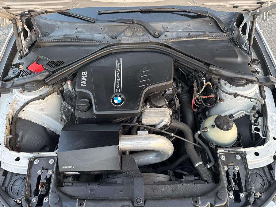 2014 BMW 3 Series 4dr Sdn 320i xDrive AWD, available for sale in Little Ferry, New Jersey | Victoria Preowned Autos Inc. Little Ferry, New Jersey 2014 BMW 3 Series 4dr Sdn 320i xDrive AWD, available for sale in Little Ferry, New Jersey | Victoria Preowned Autos Inc. Little Ferry, New Jersey