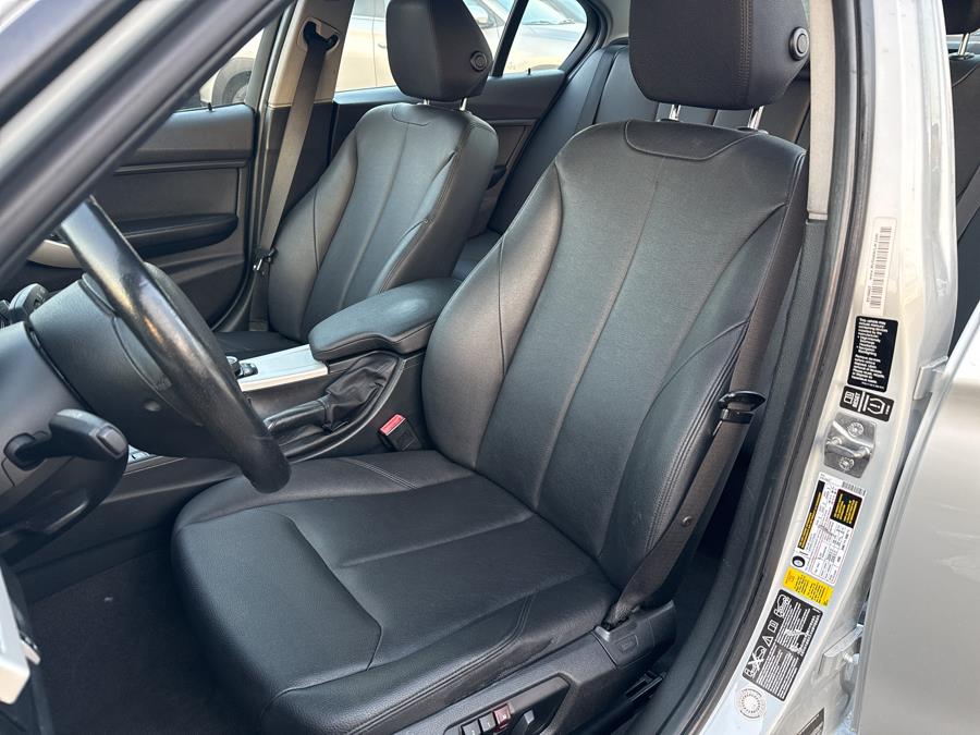 2014 BMW 3 Series 4dr Sdn 320i xDrive AWD, available for sale in Little Ferry, New Jersey | Victoria Preowned Autos Inc. Little Ferry, New Jersey 2014 BMW 3 Series 4dr Sdn 320i xDrive AWD, available for sale in Little Ferry, New Jersey | Victoria Preowned Autos Inc. Little Ferry, New Jersey